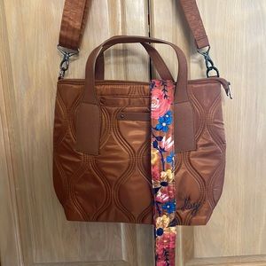 Lug Alto in copper, with whimsy copper strap